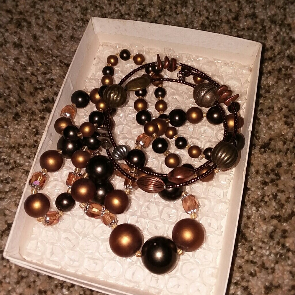 Necklace and Bracelet Set